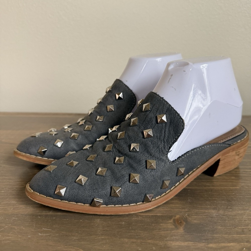 Mi.‎ Im Womens 6.5 Grey Leather Studded The Stuart Slip On Mules Shoes